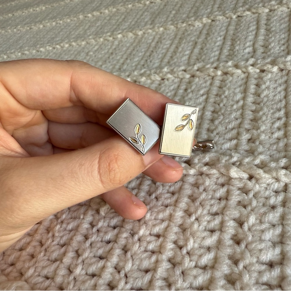 Shields Brushed Nickel and Gold Leaf Embossed Cufflinks and Tie Clip
